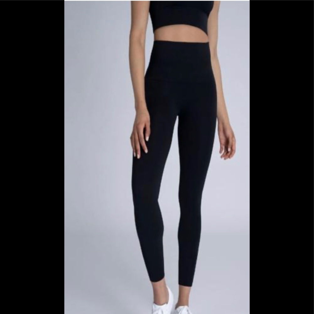 Spanx look at me now leggings / Brand New with tag - Picture 6 of 6
